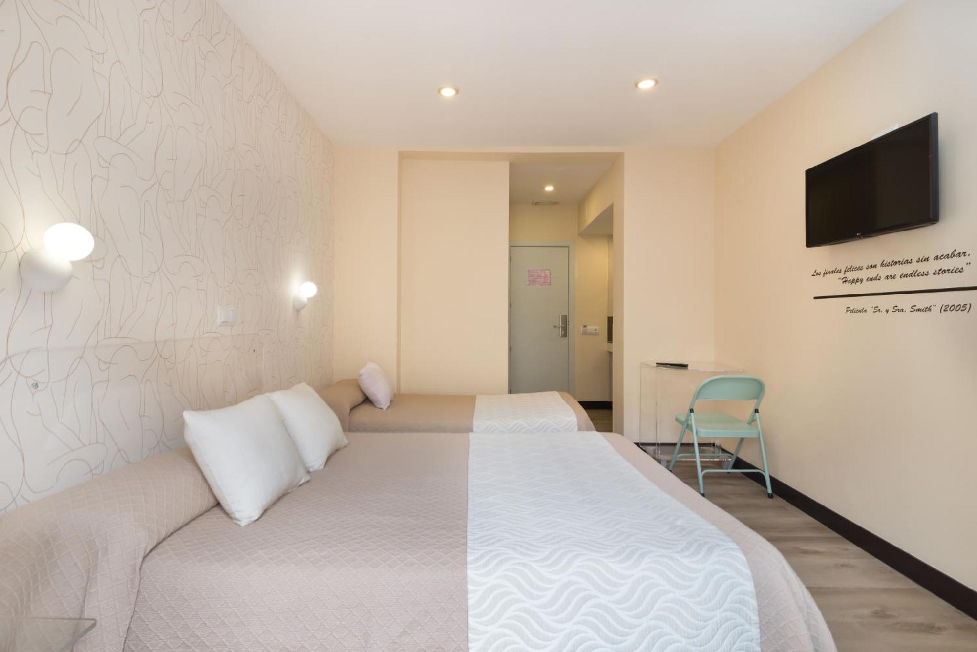 Hostal Art Madrid Exterior photo