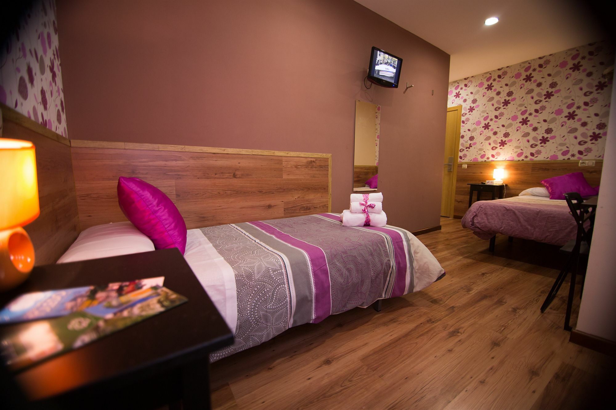 Hostal Art Madrid Exterior photo